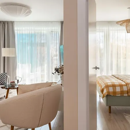 Arena Apartman *